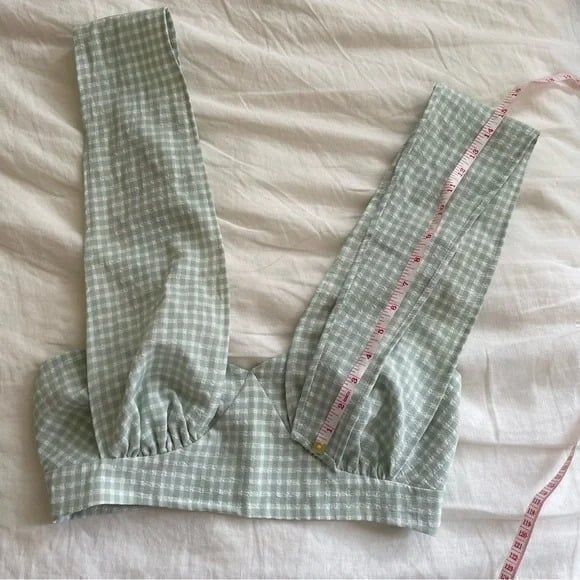 ASOS | ASOS DESIGN | Halter Top-Gingham Print | Part of a Set | Size 4 - Picture 4 of 7